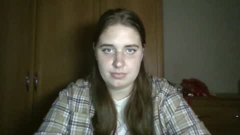 hess_luna_ online show from September 24, 3:37 pm