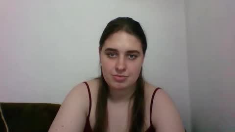 hess_luna_ online show from October 3, 9:39 am