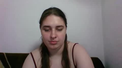 hess_luna_ online show from October 6, 9:07 am