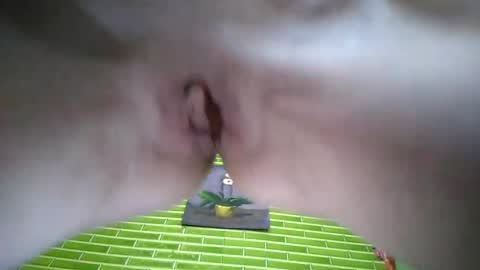 Snapshot of heteroflexiblefriends chatting on January 18, 1:30 am Heterof flexiblefriends online show from January 18, 1:30 am