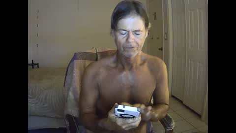 Snapshot of hewes1 chatting on March 3, 11:38 am hewes1 online show from March 3, 11:38 am