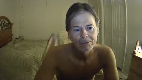 Snapshot of hewes1 chatting on March 6, 8:55 am hewes1 online show from March 6, 8:55 am