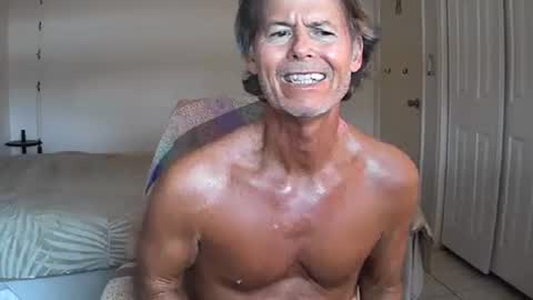 Snapshot of hewes1 chatting on March 29, 9:26 pm hewes1 online show from March 29, 9:26 pm