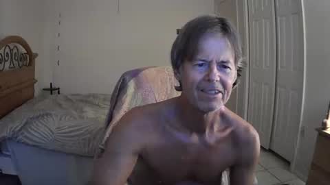 Snapshot of hewes1 chatting on April 8, 11:10 am hewes1 online show from April 8, 11:10 am