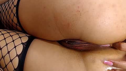 Snapshot of hexaravagina22 chatting on November 12, 12:49 pm SARA online show from November 12, 12:49 pm