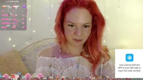 Snapshot of hexbunnie chatting on April 14, 1:44 am hexbunnie online show from April 14, 1:44 am