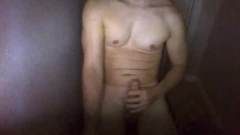 Snapshot of heynow101010 chatting on December 20, 2:07 am heynow101010 online show from December 20, 2:07 am