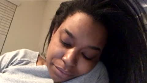 Snapshot of heyyou301990 chatting on February 19, 8:54 am heyyou301990 online show from February 19, 8:54 am