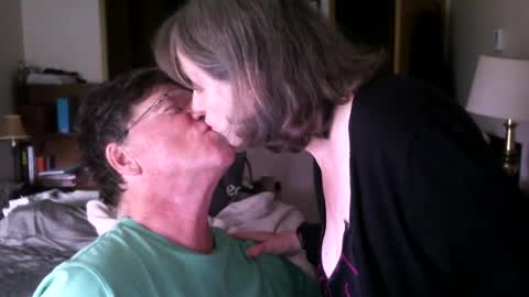 Snapshot of hg99too chatting on July 1, 1:34 pm hg99too online show from July 1, 1:34 pm