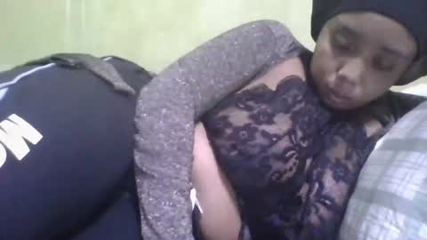 Snapshot of hheritinaa chatting on October 19, 6:25 am hheritinaa online show from October 19, 6:25 am