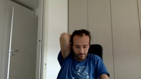 hhombre online show from July 13, 9:45 am