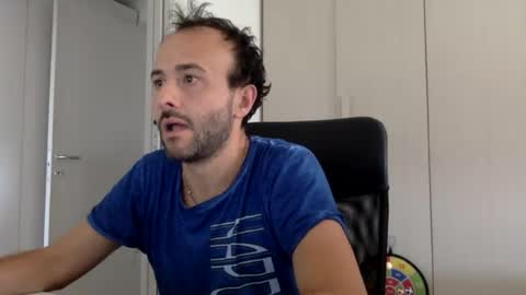 hhombre online show from July 27, 9:49 am