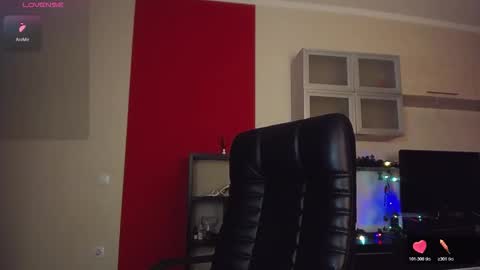 Lina online show from January 13, 5:35 am