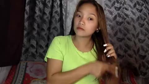 hi_there99 online show from January 15, 10:09 am