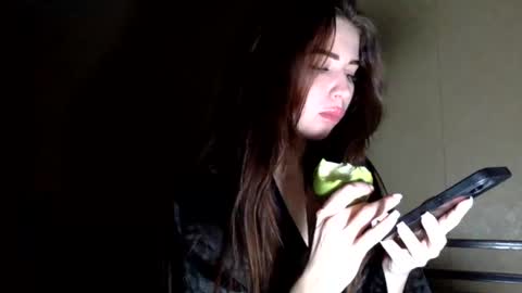 Snapshot of hiady21 chatting on February 27, 9:47 pm Foxxx07 online show from February 27, 9:47 pm