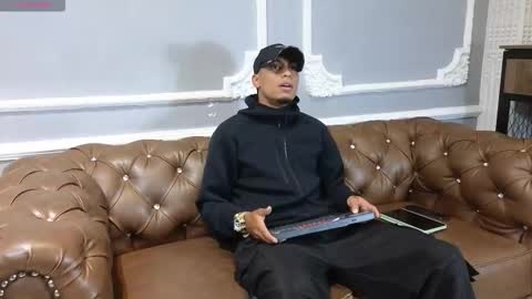 hiancash online show from January 14, 11:49 am