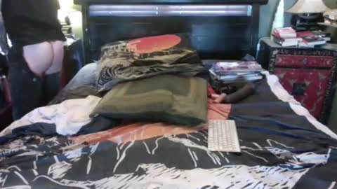 Snapshot of hiasallfuk13 chatting on October 28, 12:14 am HARDCORE13 online show from October 28, 12:14 am