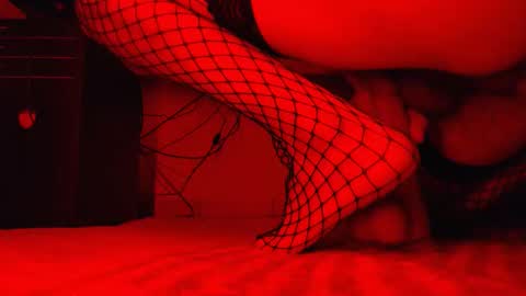 Snapshot of hibo66 chatting on February 6, 3:44 am InMyAss online show from February 6, 3:44 am