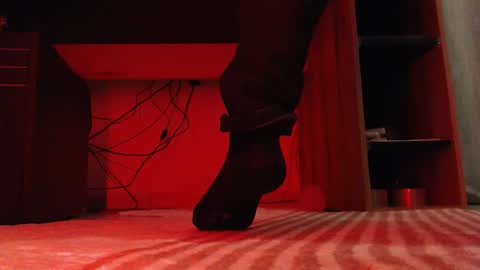 Snapshot of hibo66 chatting on February 14, 6:43 am InMyAss online show from February 14, 6:43 am