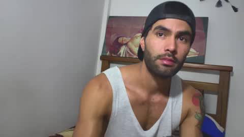 hideonbush online show from November 13, 12:20 am