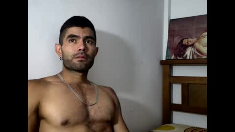 hideonbush online show from April 16, 3:13 pm