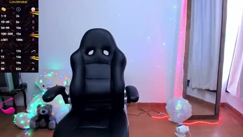 Diana online show from December 4, 7:33 pm