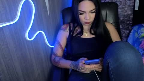 high online show from April 11, 7:45 am