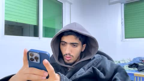 Snapshot of hihi9697 chatting on December 15, 10:47 pm hihi9697 online show from December 15, 10:47 pm