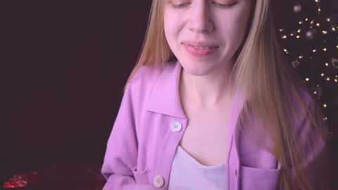 Snapshot of hihi_im_chloe chatting on December 31, 3:34 am Chloe online show from December 31, 3:34 am