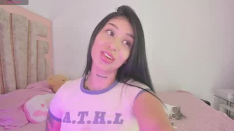 LUNA new account  FOLLOW ME online show from June 5, 10:59 pm