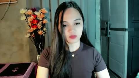 hilarymolly online show from February 20, 12:18 am