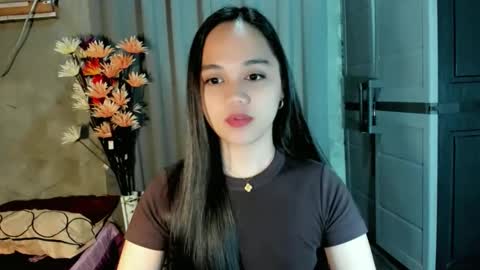 hilarymolly online show from March 4, 10:27 pm