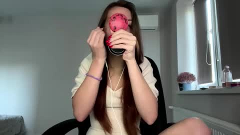 Hi Im Elizabeth online show from October 17, 12:08 pm