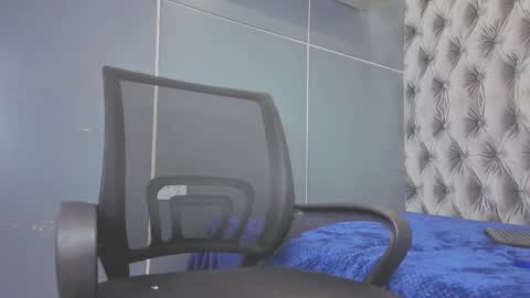  Hillary  online show from February 10, 10:03 pm