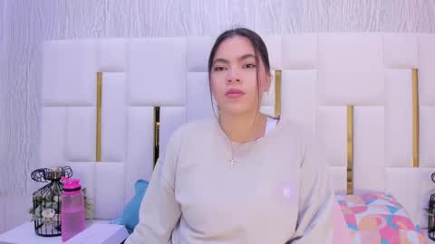 Hillary online show from October 31, 9:54 am