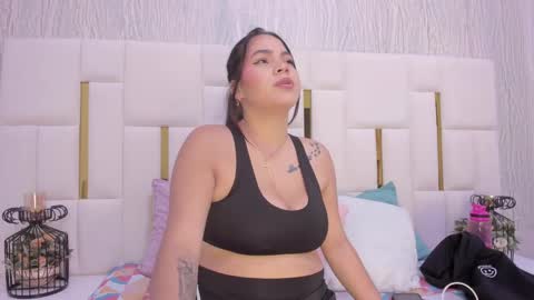 Hillary online show from November 9, 9:40 am