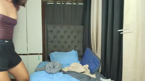 Snapshot of himarika chatting on February 15, 7:51 am yuricah online show from February 15, 7:51 am