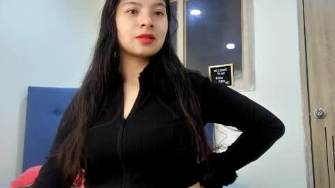 Snapshot of himawary_soin5 chatting on May 23, 1:15 pm himawary_soin5 online show from May 23, 1:15 pm