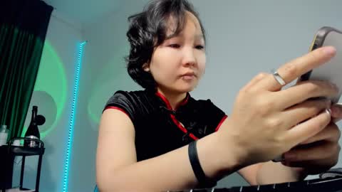 Call me Jenny online show from December 30, 9:29 pm