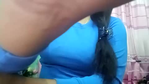 Snapshot of himuhimu22 chatting on December 17, 5:47 pm himuhimu22 online show from December 17, 5:47 pm