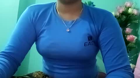 Snapshot of himuhimu22 chatting on December 30, 12:09 pm himuhimu22 online show from December 30, 12:09 pm
