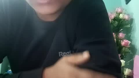 Snapshot of himuhimu22 chatting on January 2, 5:39 pm himuhimu22 online show from January 2, 5:39 pm