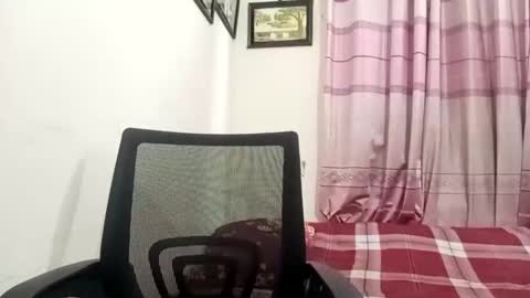 himuhimu22 online show from October 25, 6:13 pm