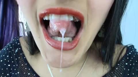 hinata online show from February 4, 8:47 pm