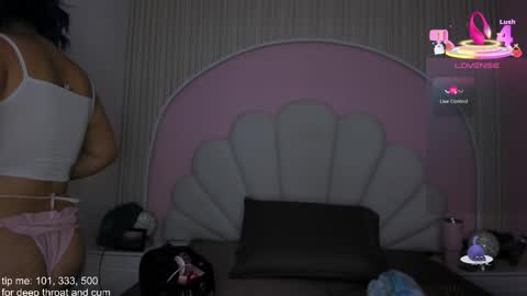 hinata_dolly online show from December 3, 10:57 am