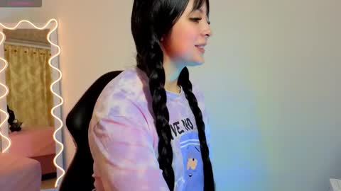 HINNA online show from November 4, 3:27 am