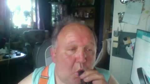 hinnerfickerde online show from May 24, 12:10 pm