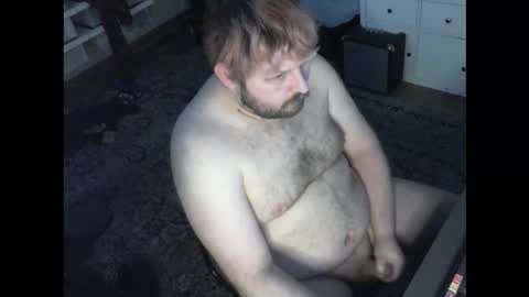 hipguy91 online show from November 24, 7:35 pm