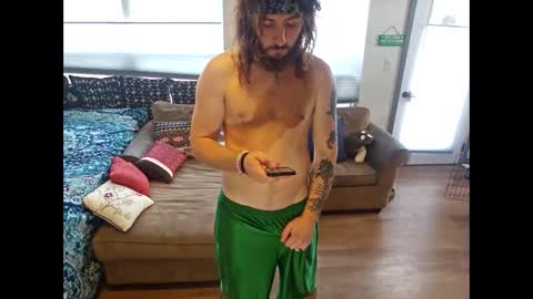 hippiejagain online show from November 25, 5:35 pm