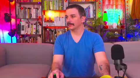 Snapshot of hipstertrashdumpsterfire chatting on July 22, 3:26 pm HipsterTrash Clark one half of Task Manager online show from July 22, 3:26 pm